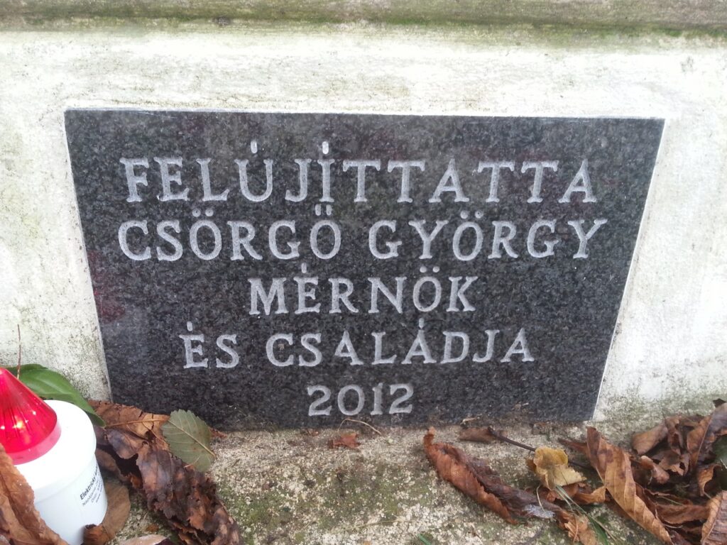 A bősi temető nagykeresztje