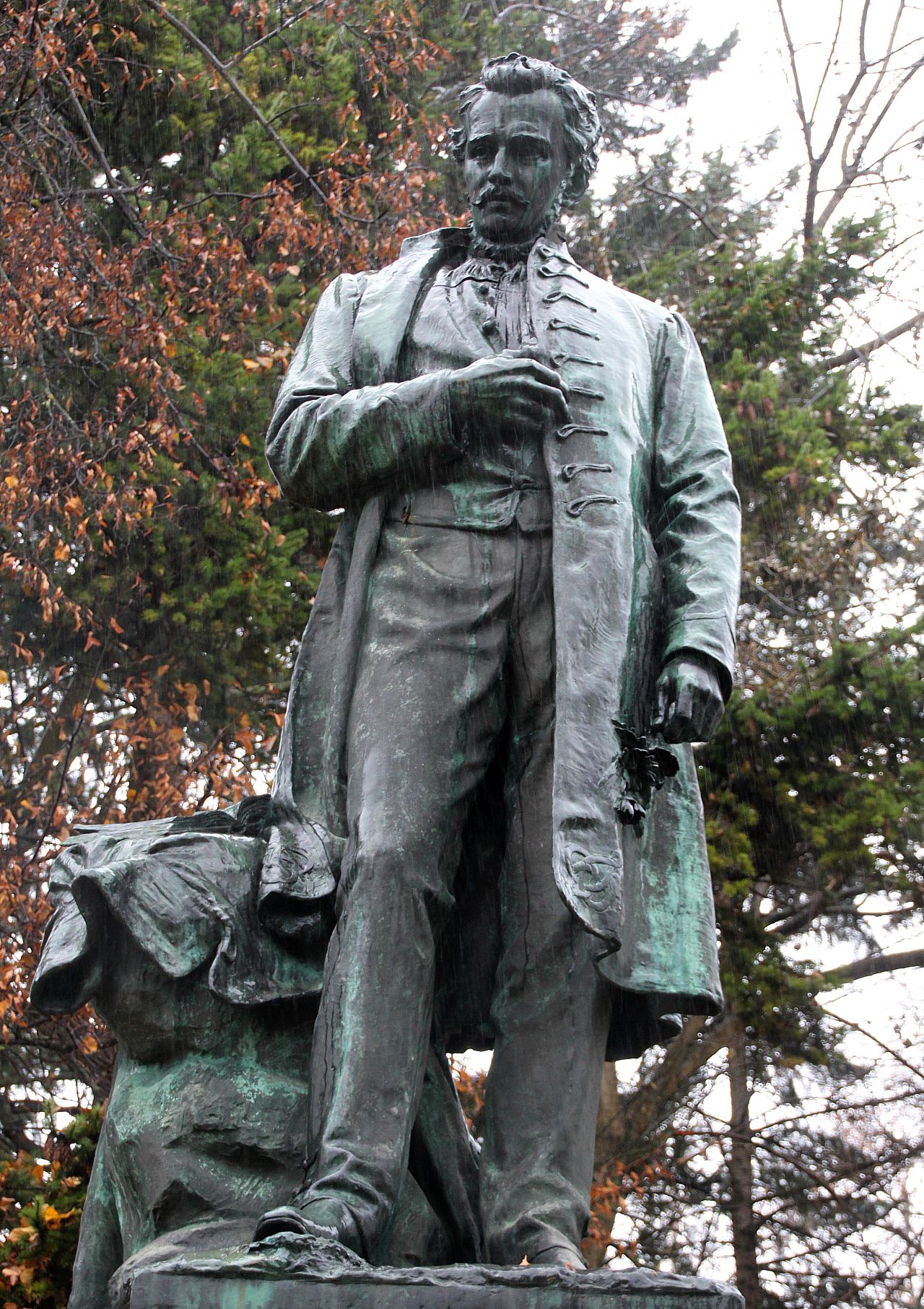 Tompa Mihály szobor