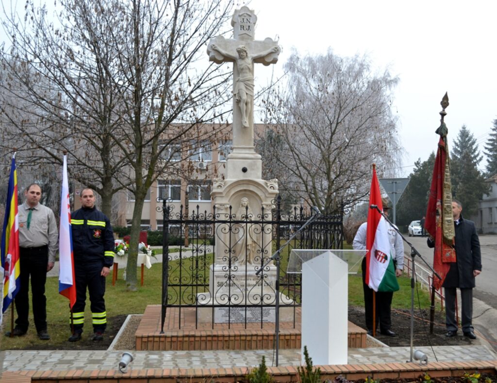 Fehér kereszt (Fehér kép)