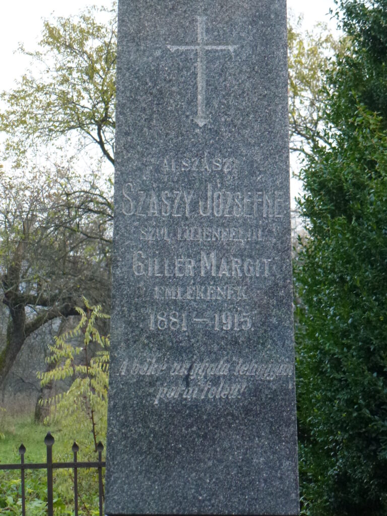 Zichy család sírjai Divényben