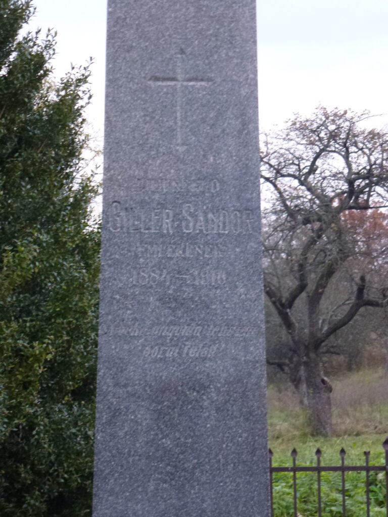 Zichy család sírjai Divényben