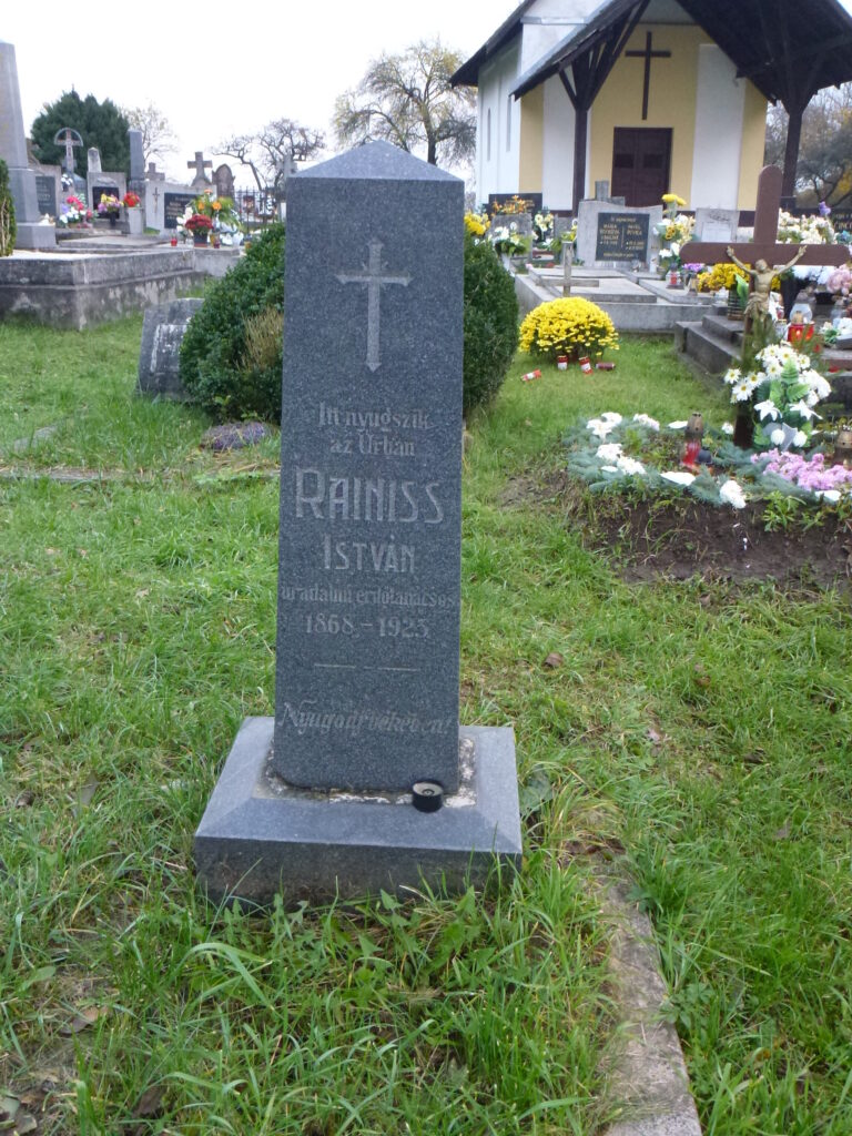 Zichy család sírjai Divényben