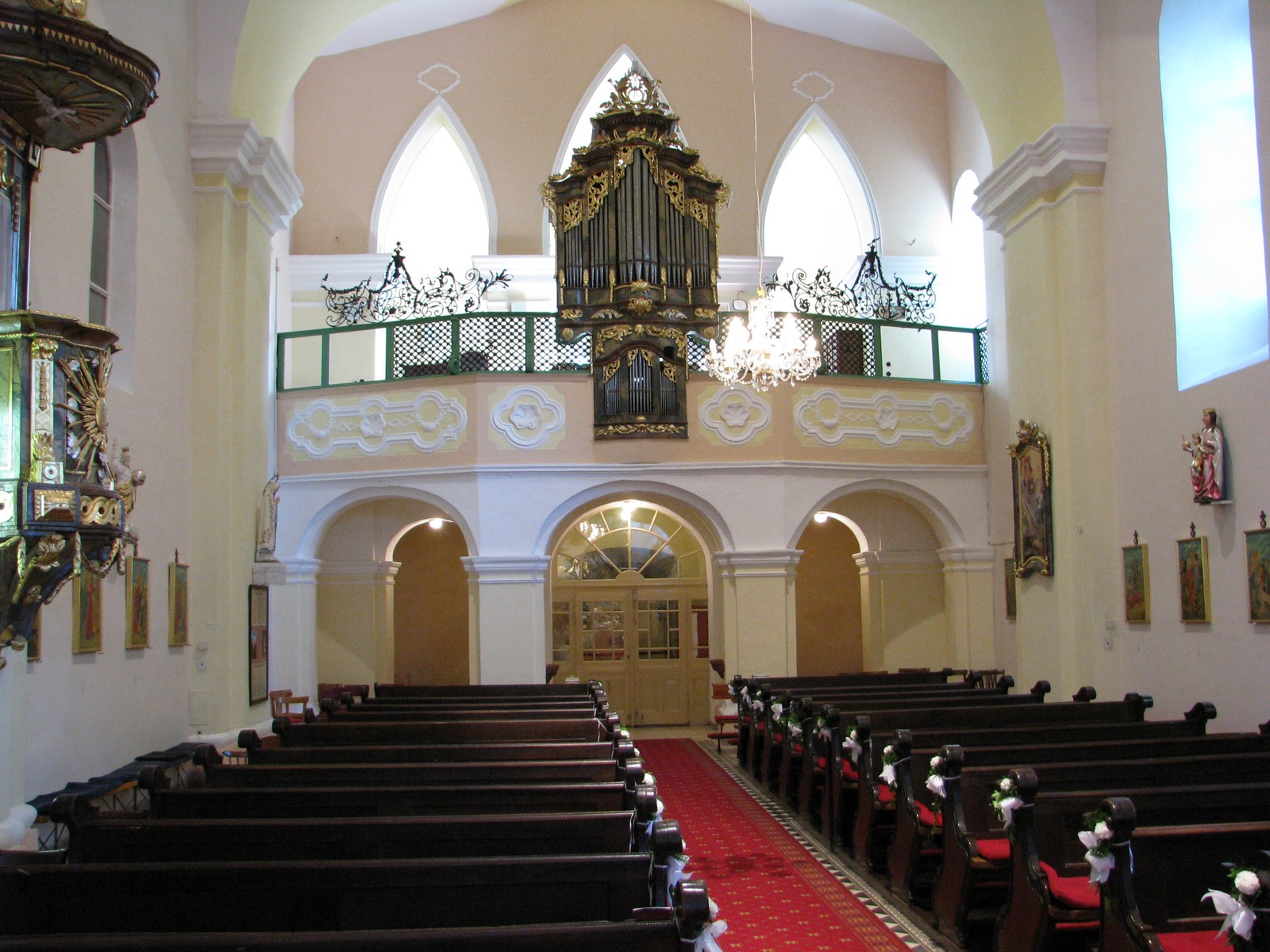 A bacsfa-szentantali katolikus templom