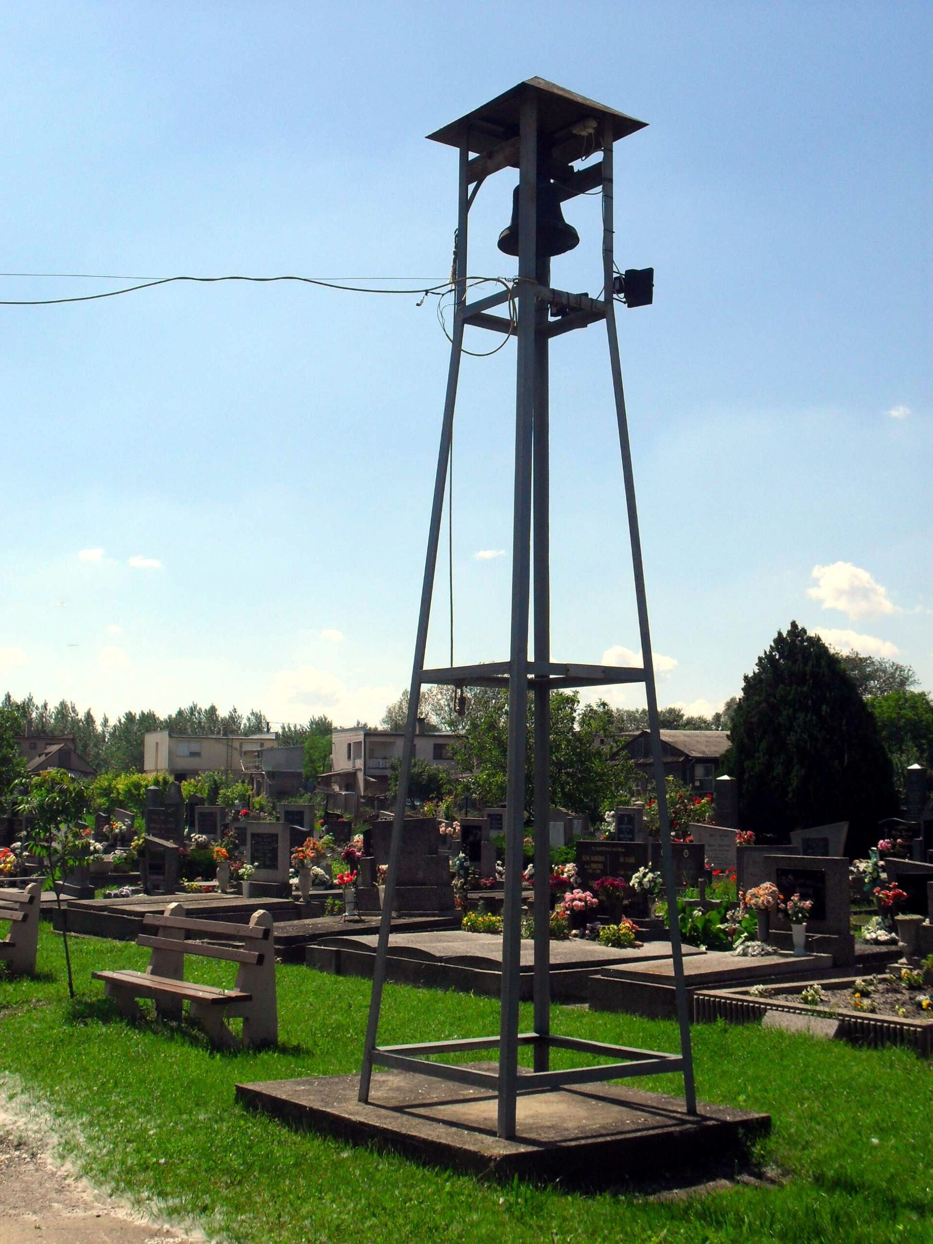 Temetői nagykereszt