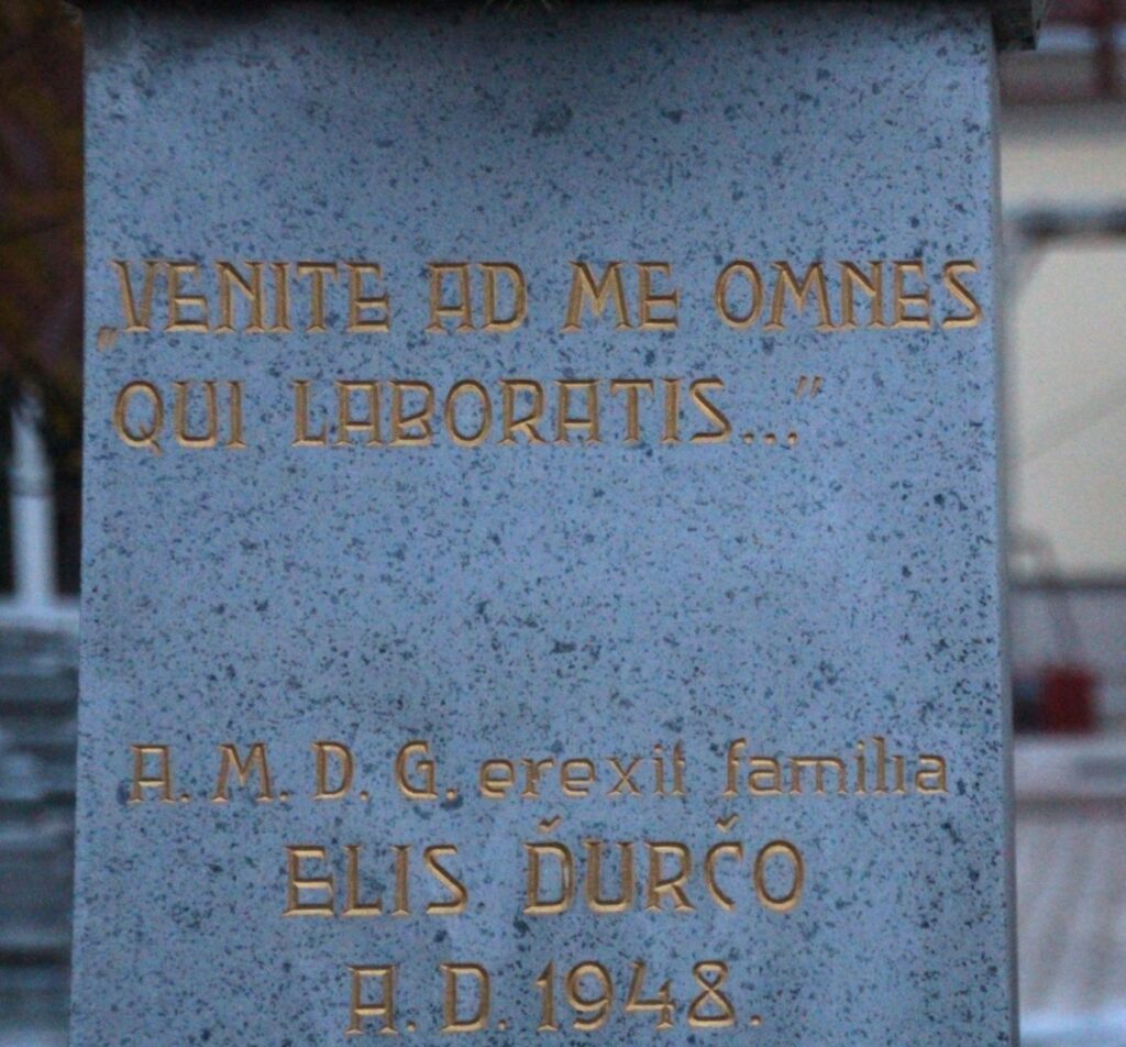 Templomkerti kereszt