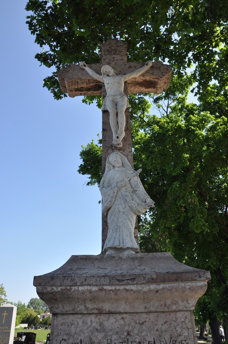 A deáki temető nagykeresztje