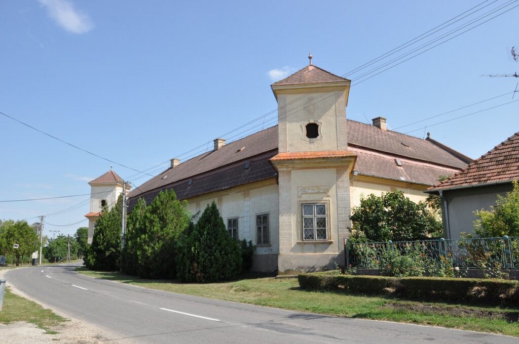 A kislúcsi Pálffy-kastély