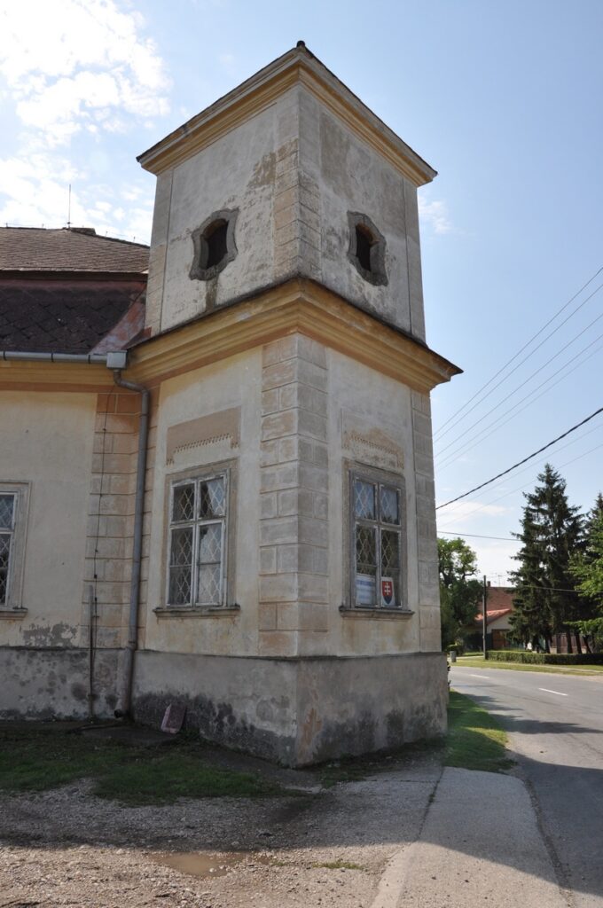 A kislúcsi Pálffy-kastély