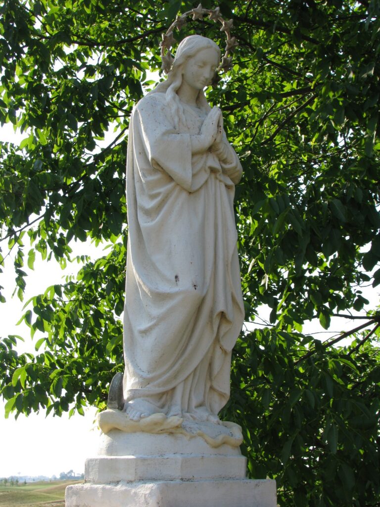 A bacsfa-szentantali Immaculata