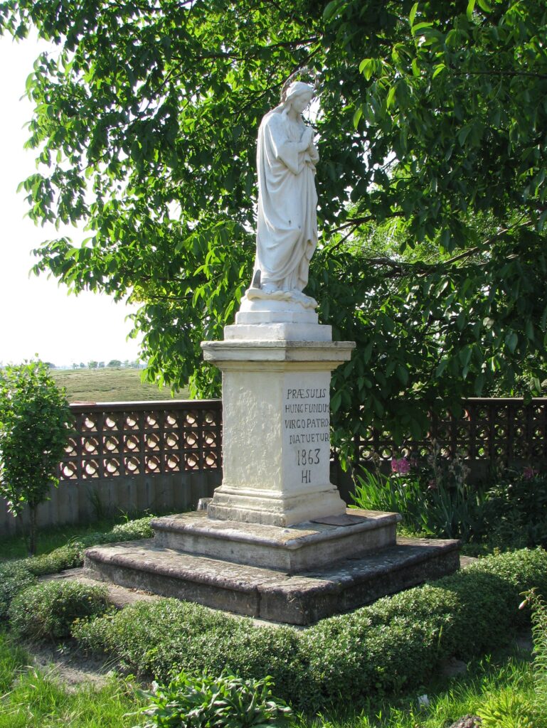 A bacsfa-szentantali Immaculata