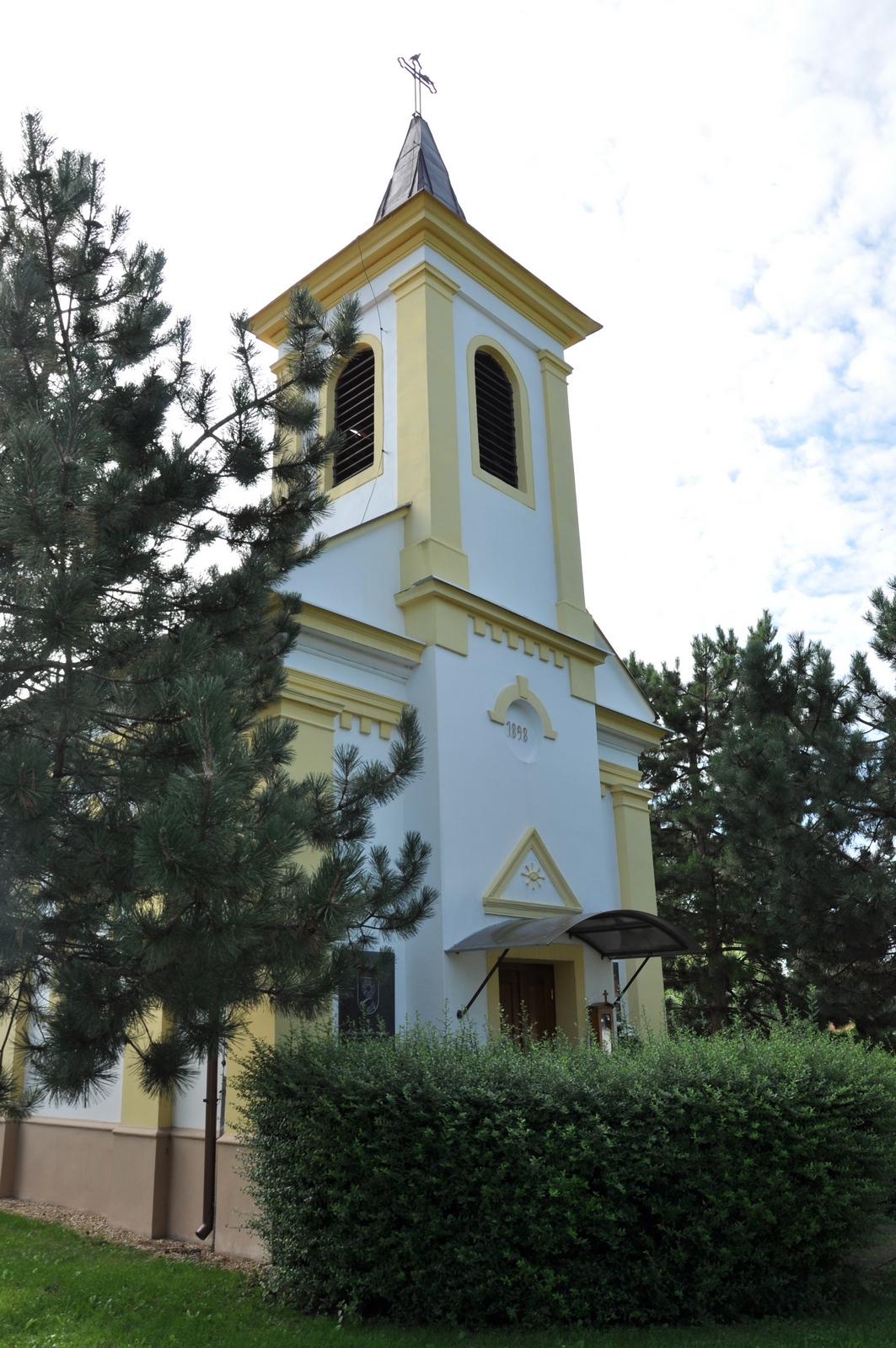 Emléktábla Keszölcés község fennállásának 800. évfordulójára