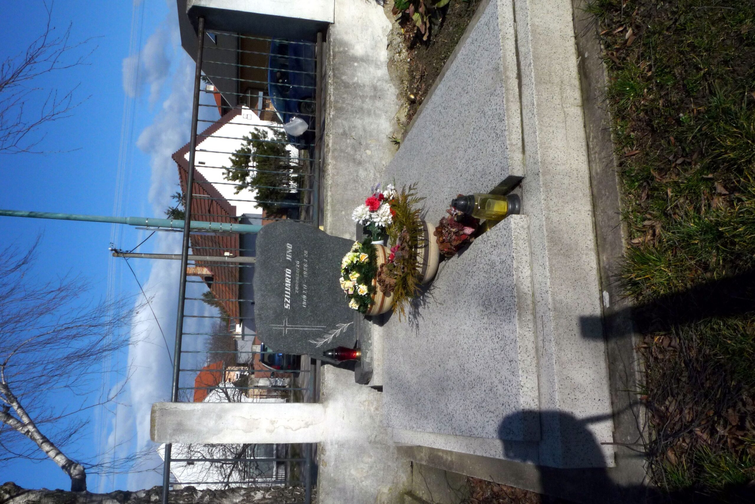 Szíjjártó Jenő zeneszerző sírelméke