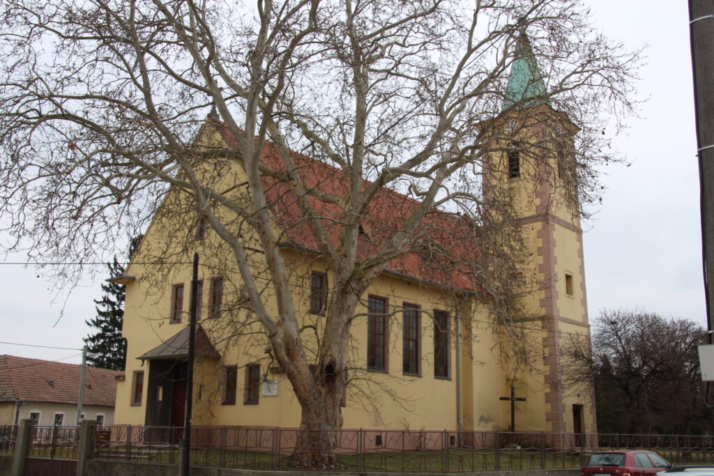 Szent László tiszteletére szentelt római katolikus templom