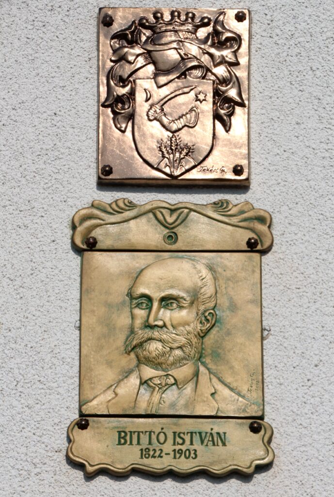 A Bittó család sírboltja