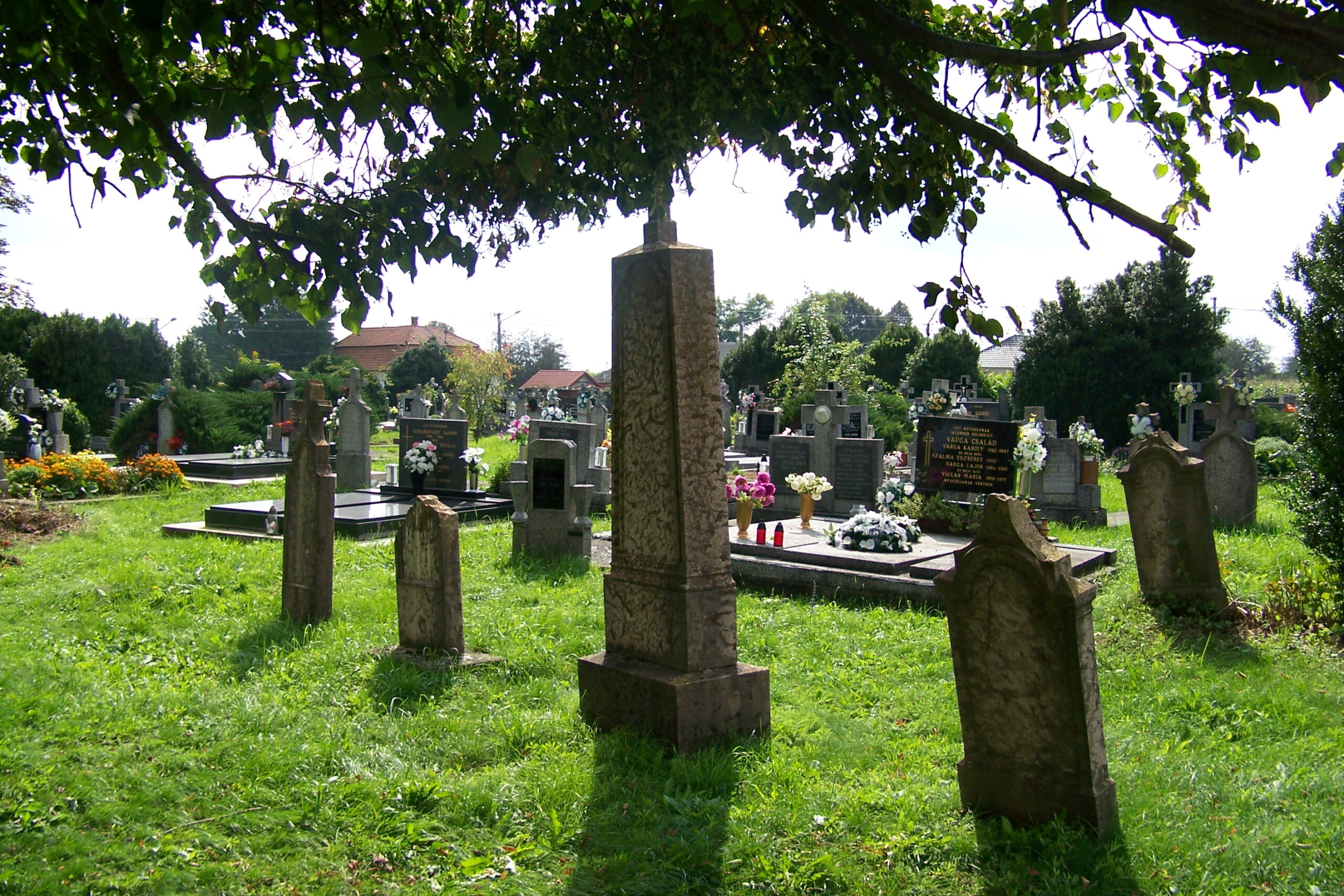 A farnadi katolikus temető