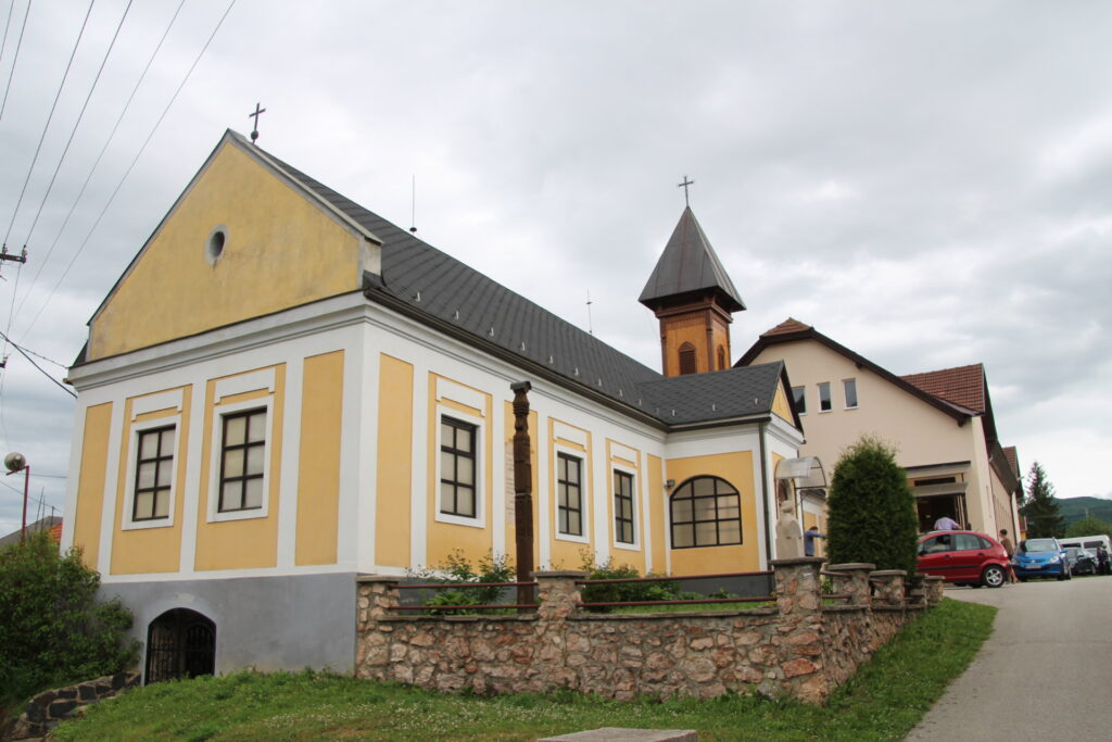 A jólészi katolikus templom