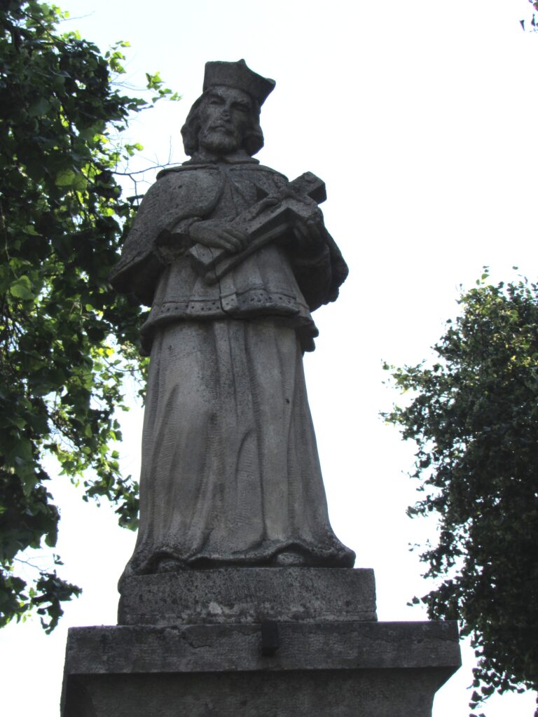 Nepomuki Szent János szobor