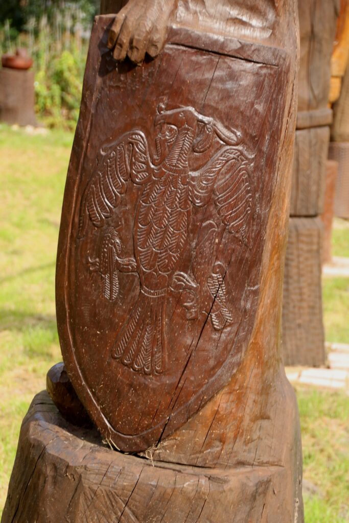 Hét Vezér szoborpark, Előd vezér szobra