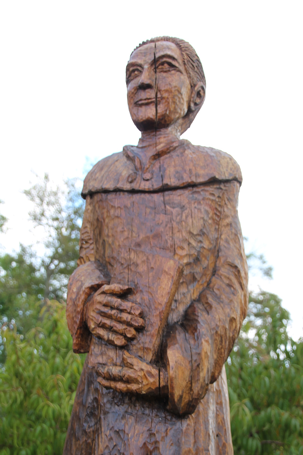 Hites Kristóf tölgyfaszobra