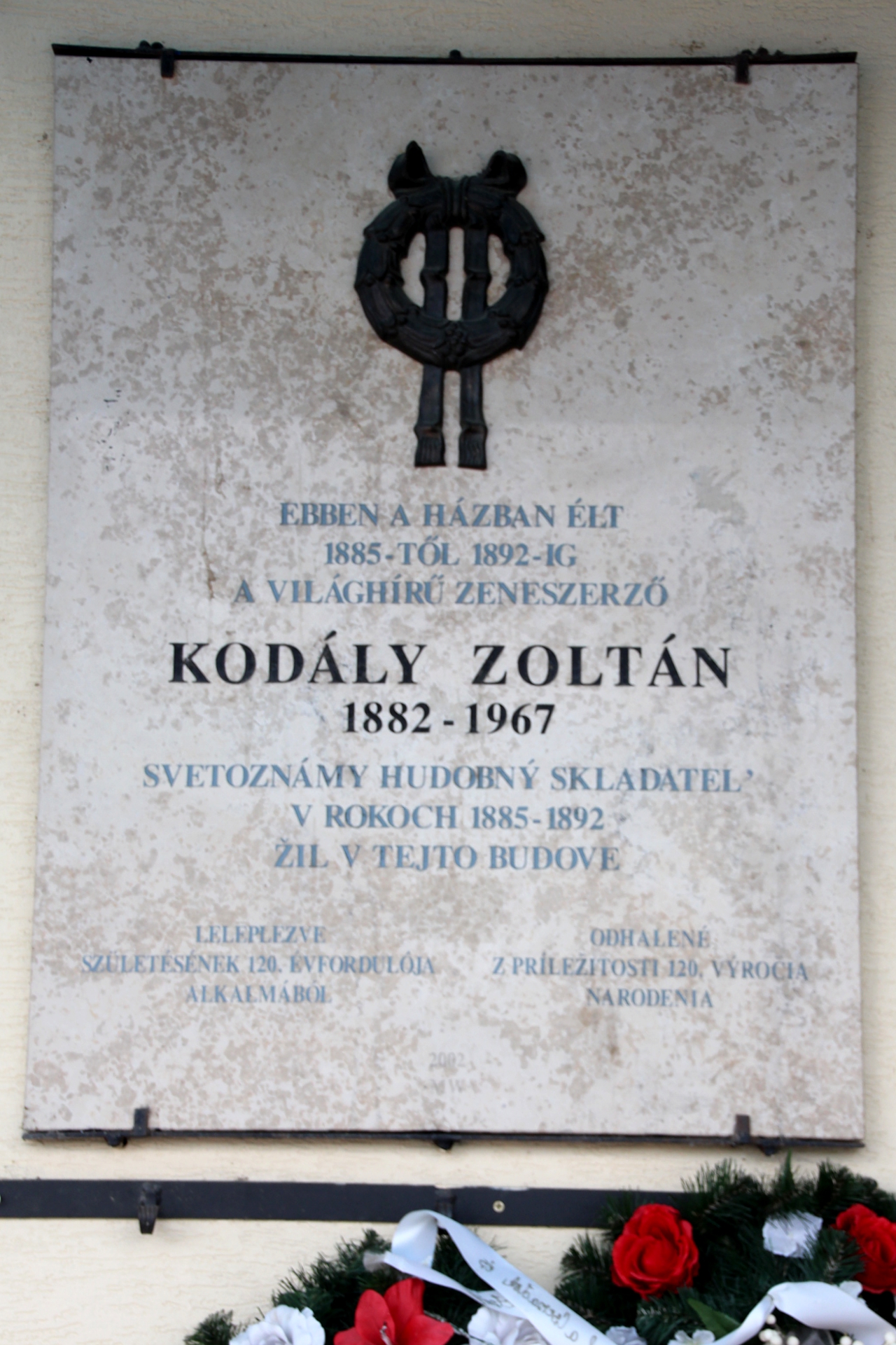 Kodály Zoltán emléktáblája