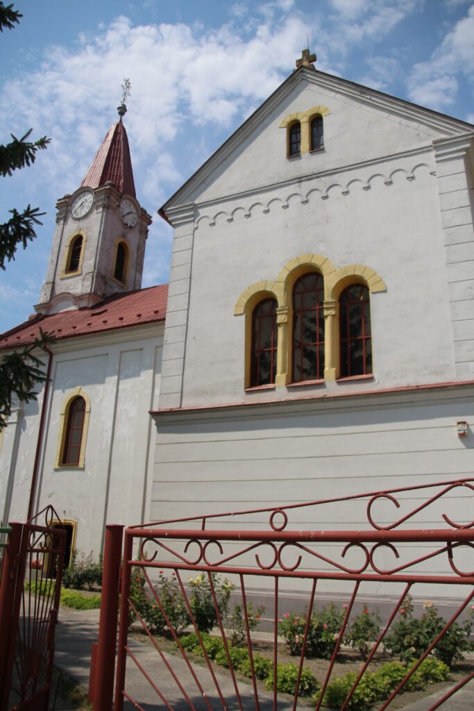 Keresztelő Szent János tiszteletére szentelt római katolikus templom