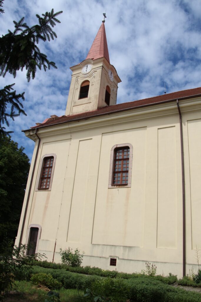 Szentháromság katolikus templom