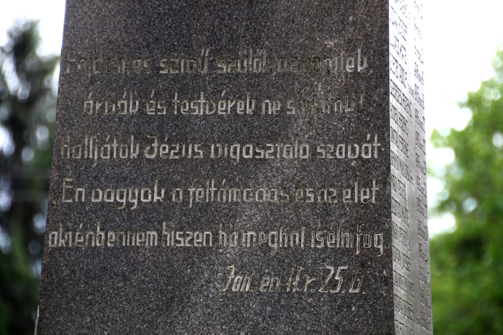 Az első világháború katolikus áldozatainak emlékműve