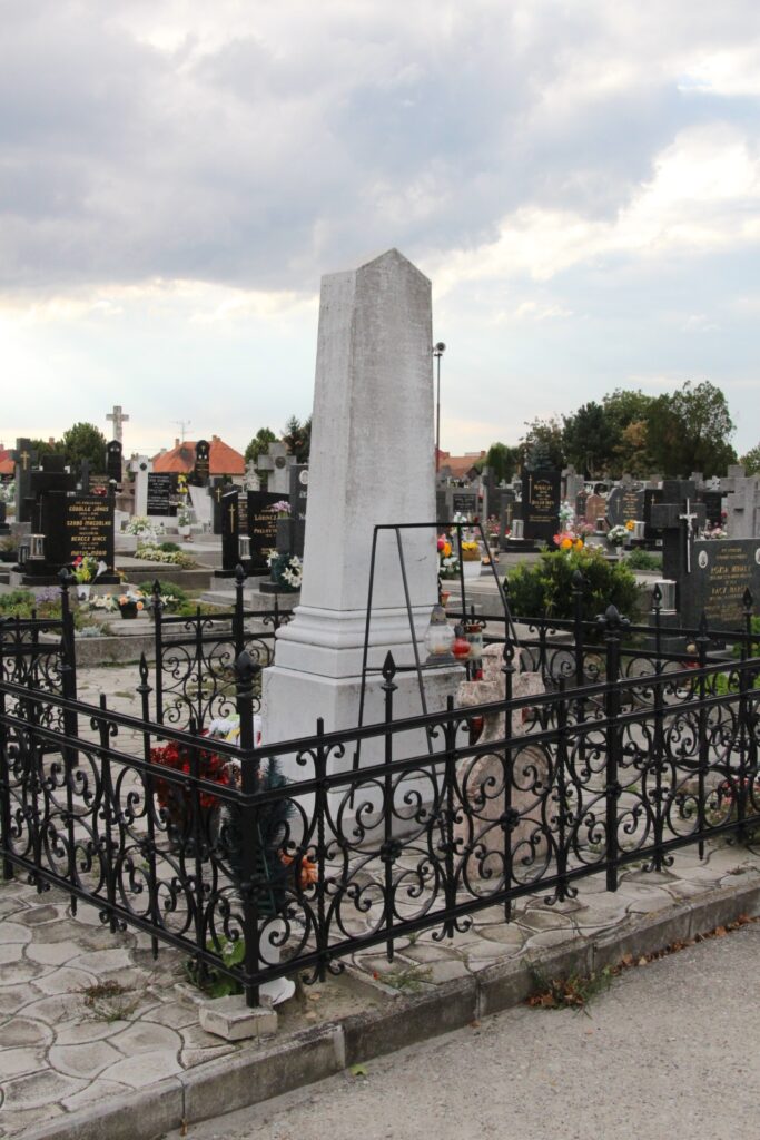 Ferenczy Lajos emlékére állíttatott kereszt