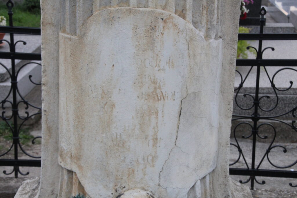 Temetői nagykereszt