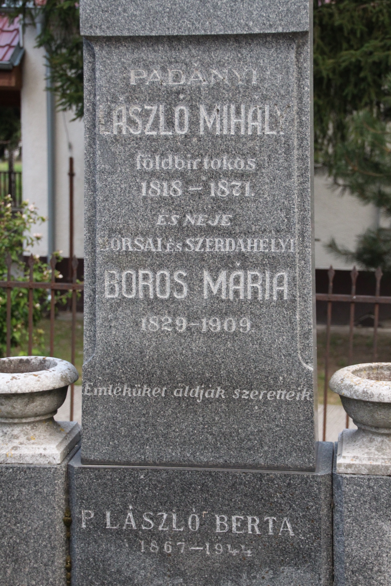 Padányi László Mihály földbirtokos sírja