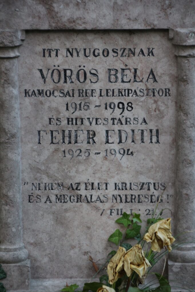 Vörös Béla református lelkész sírja