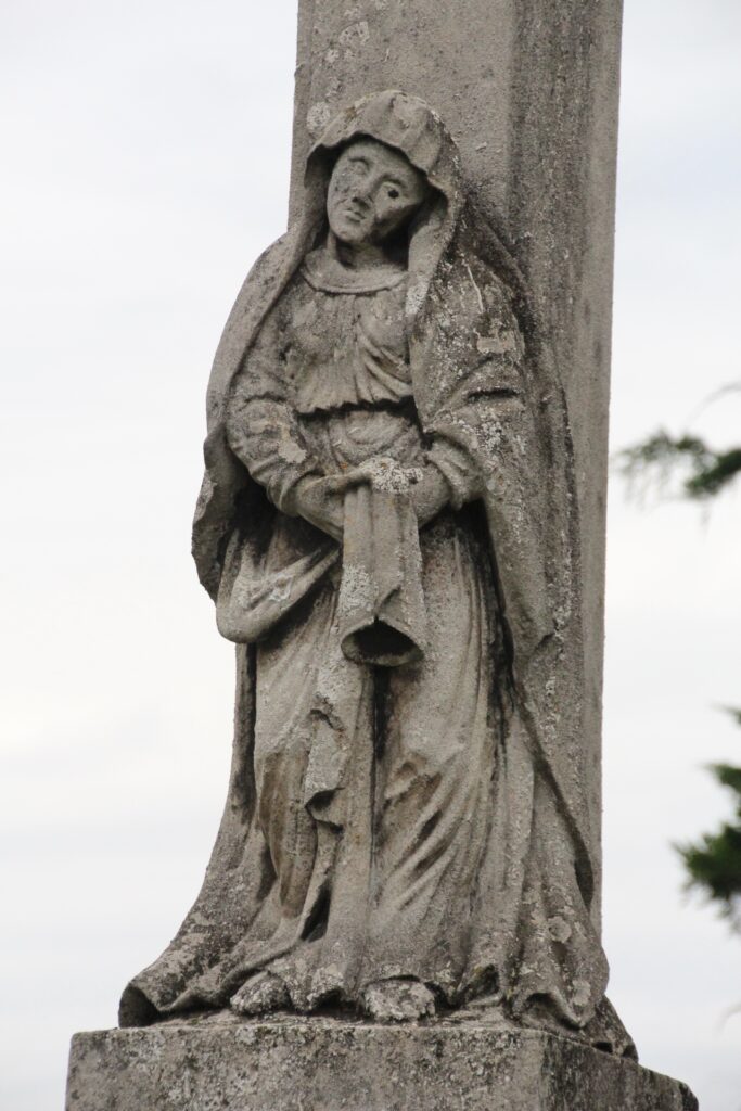 Temetői nagykereszt