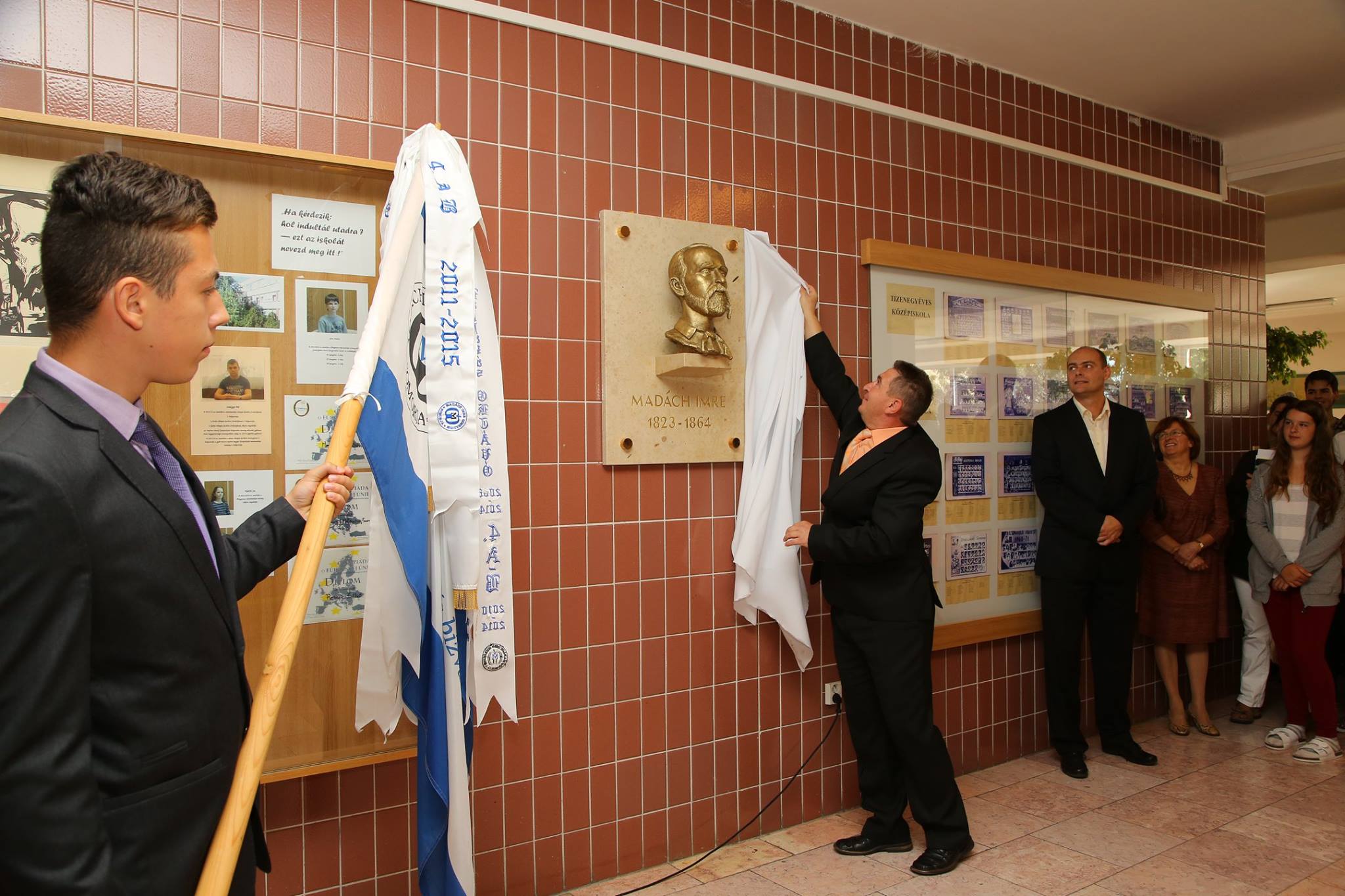 Madách Imre mellszobra