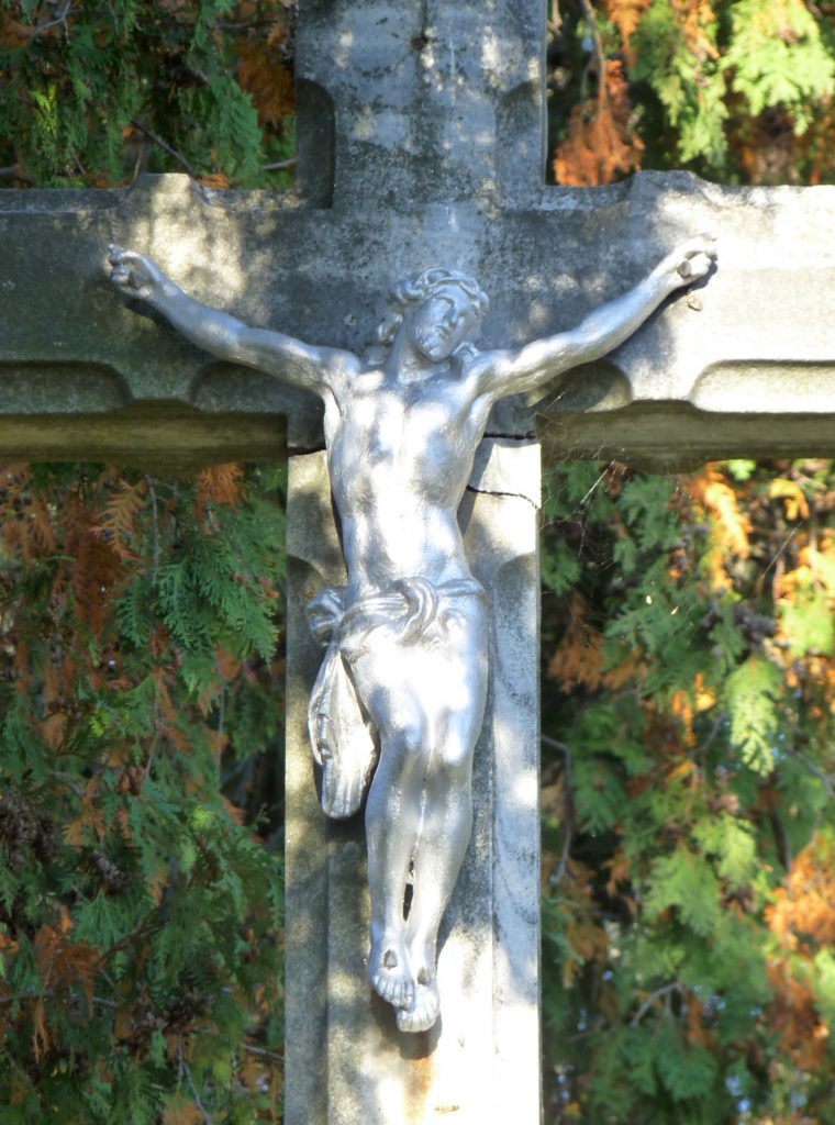 Temetői nagykereszt