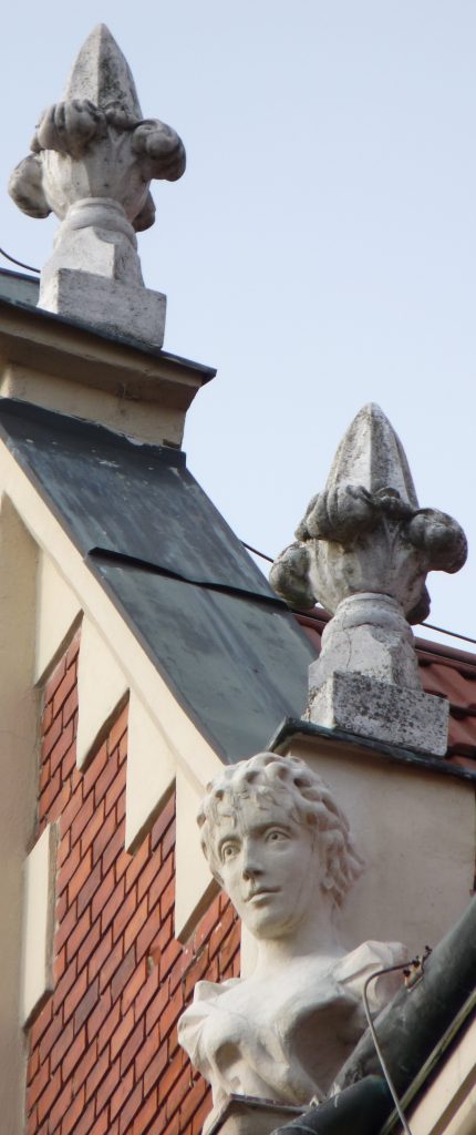 Mária árva-menedékház