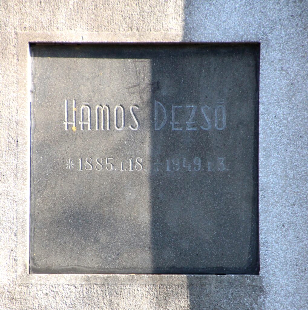 Hámos család sírboltja