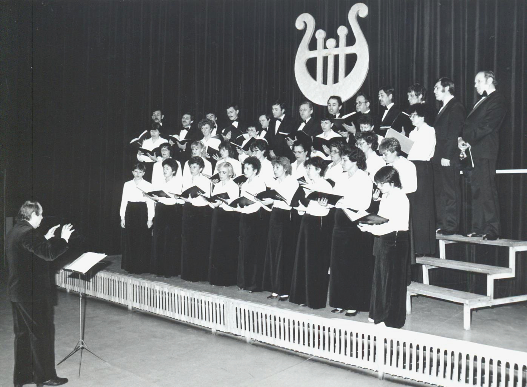 dunaszerdahely-bartok-korus-1987