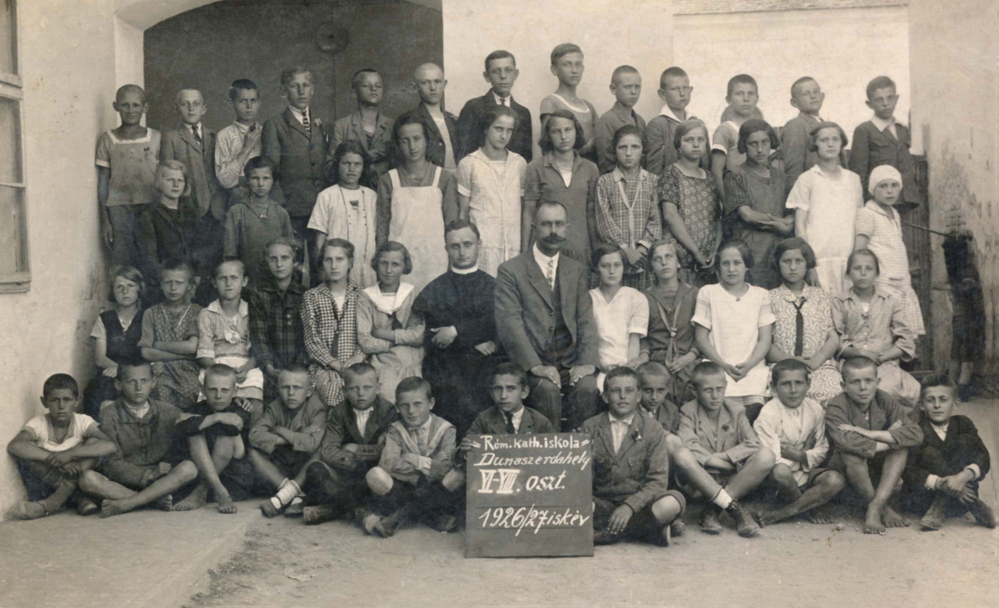 dunaszerdahely-katol-iskola-1926 (1)