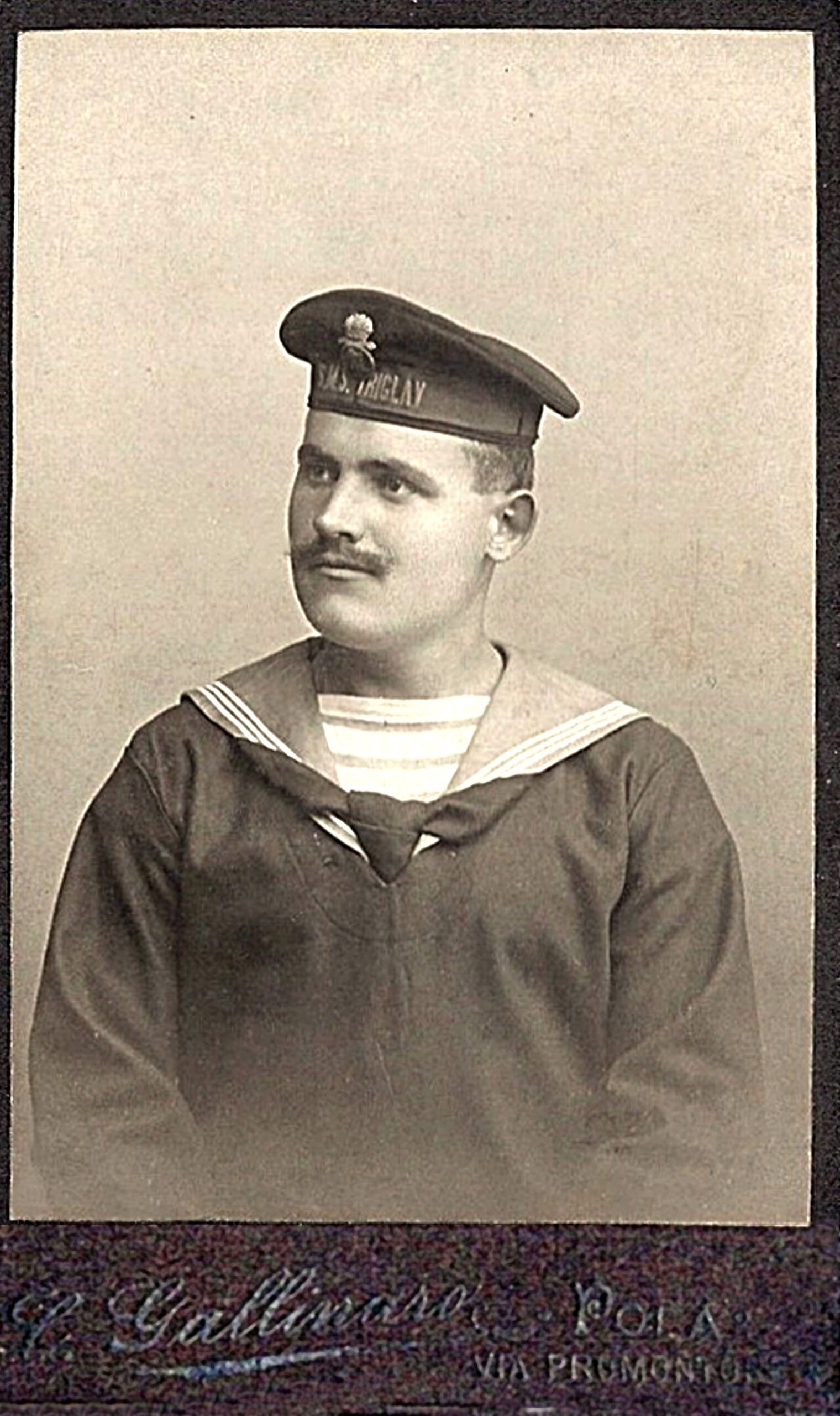 hontfuzesgyarmat-katona-scan0078