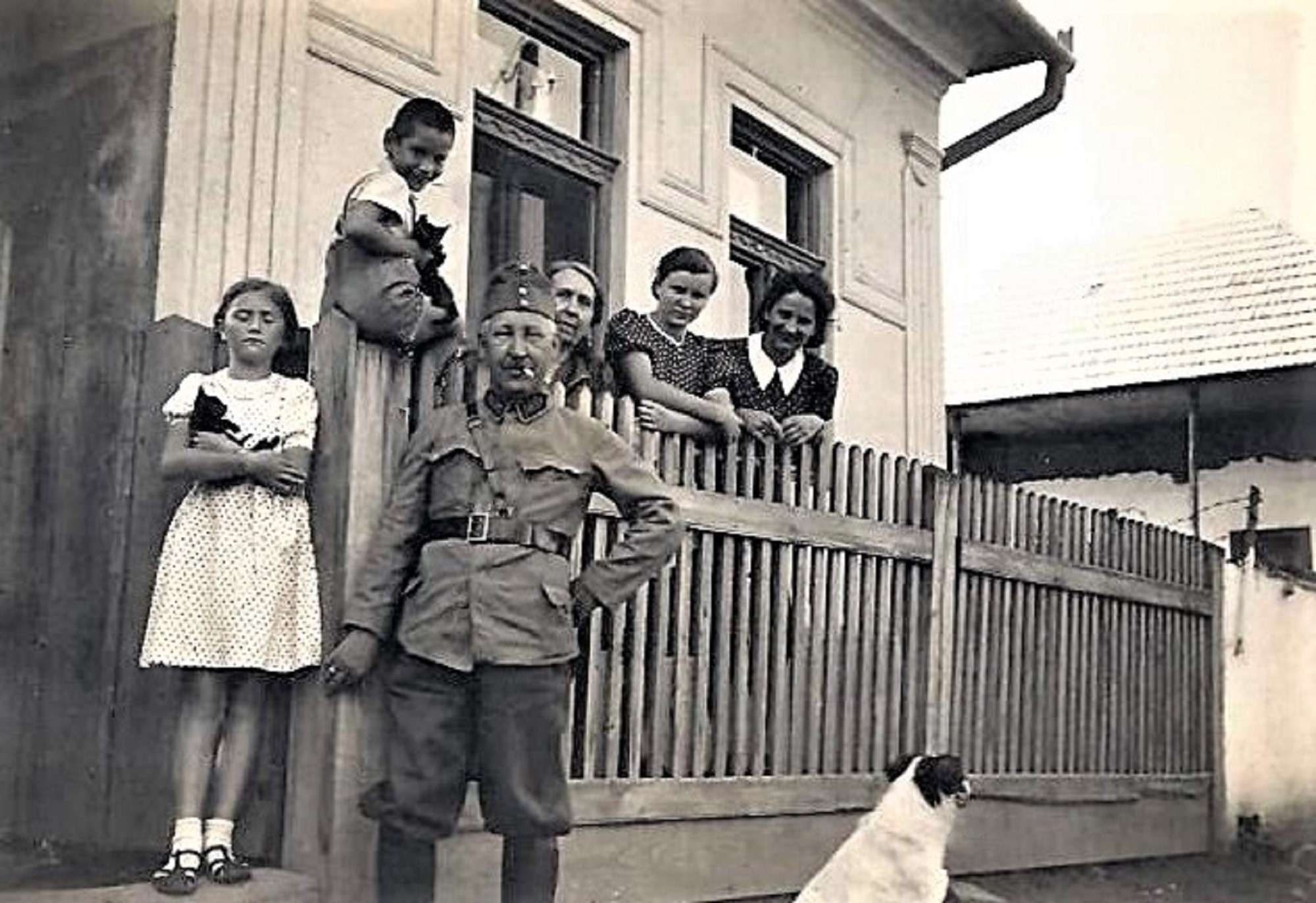 hontfuzesgyarmat-1940-Marka-neni-haza