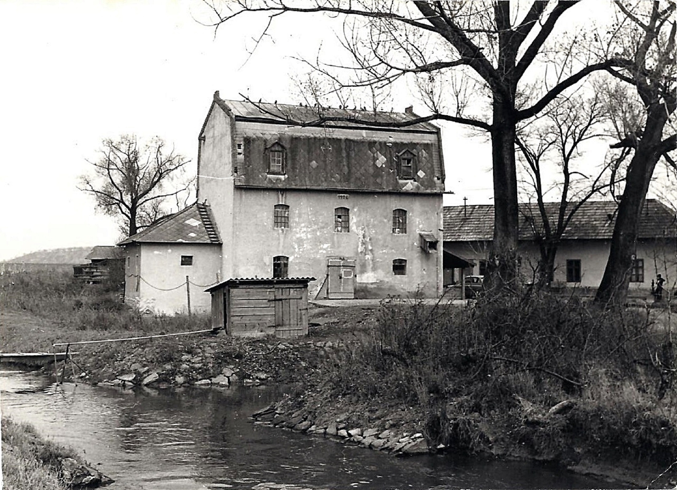 hontfuzesgyarmat-malom (1)