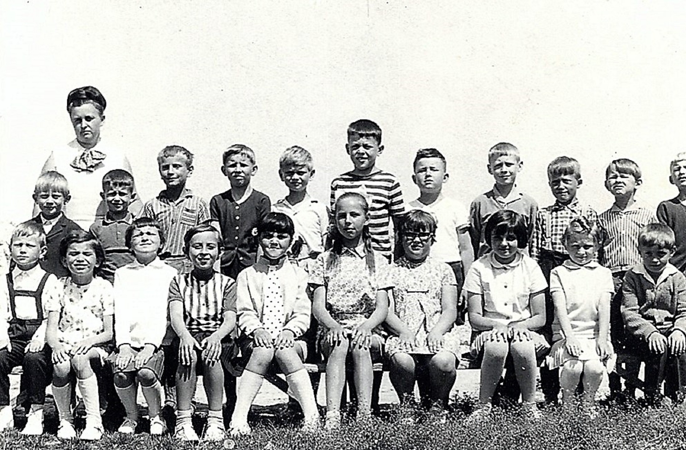 hontfuzesgyarmat-iskola-1968-69