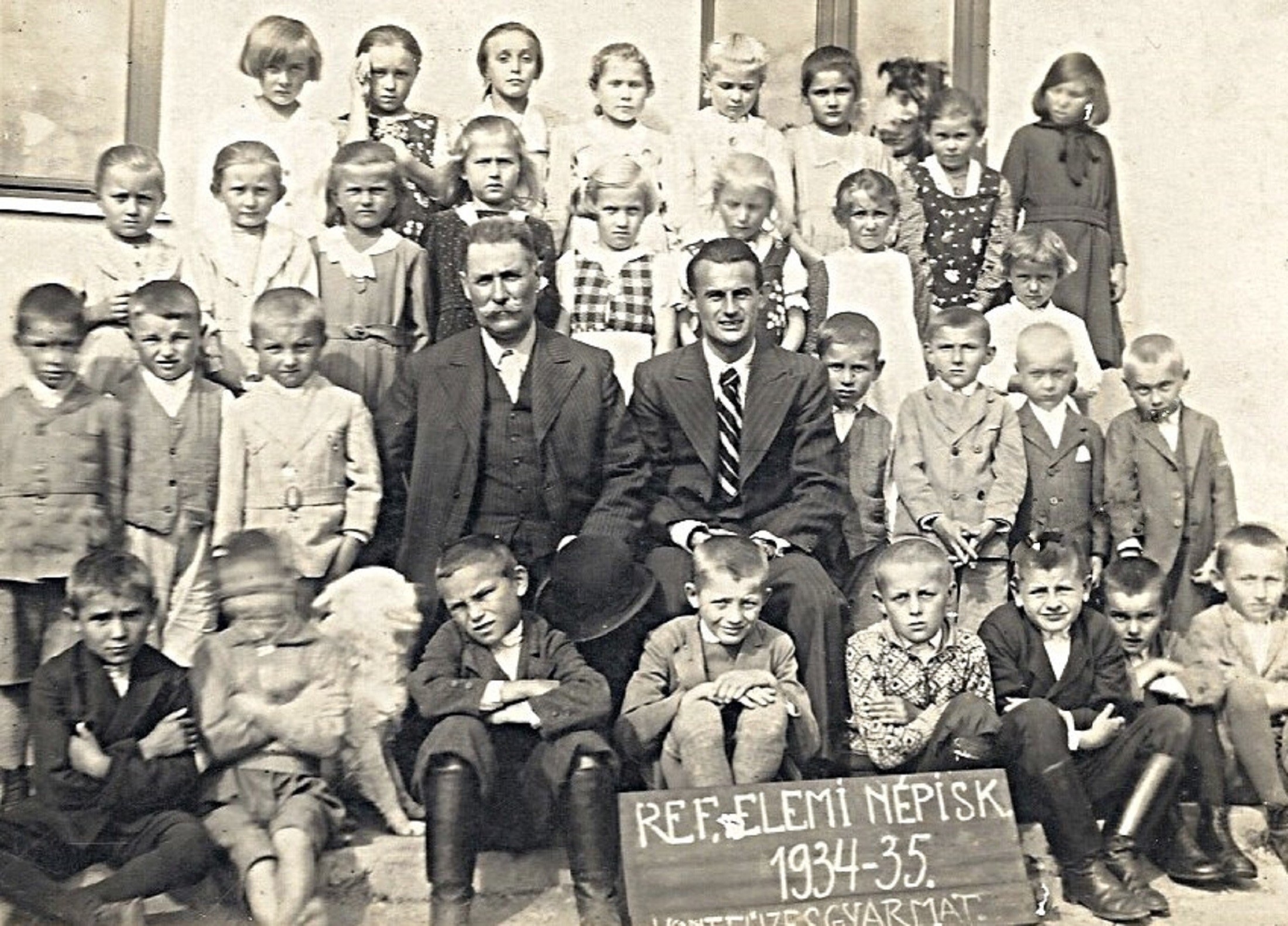 hontfuzesgyarmat-refiskola-1934-35