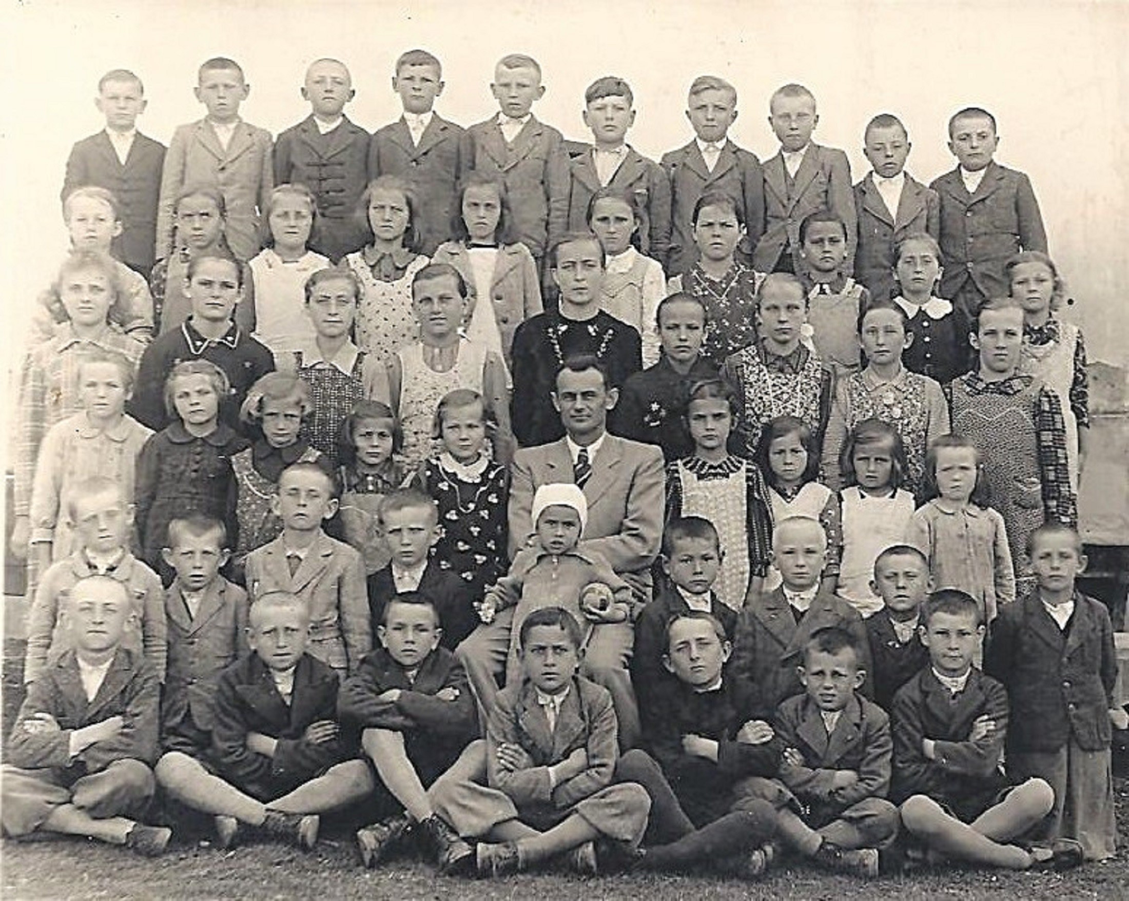 hontfuzesgyarmat-refiskola-1941-05-24