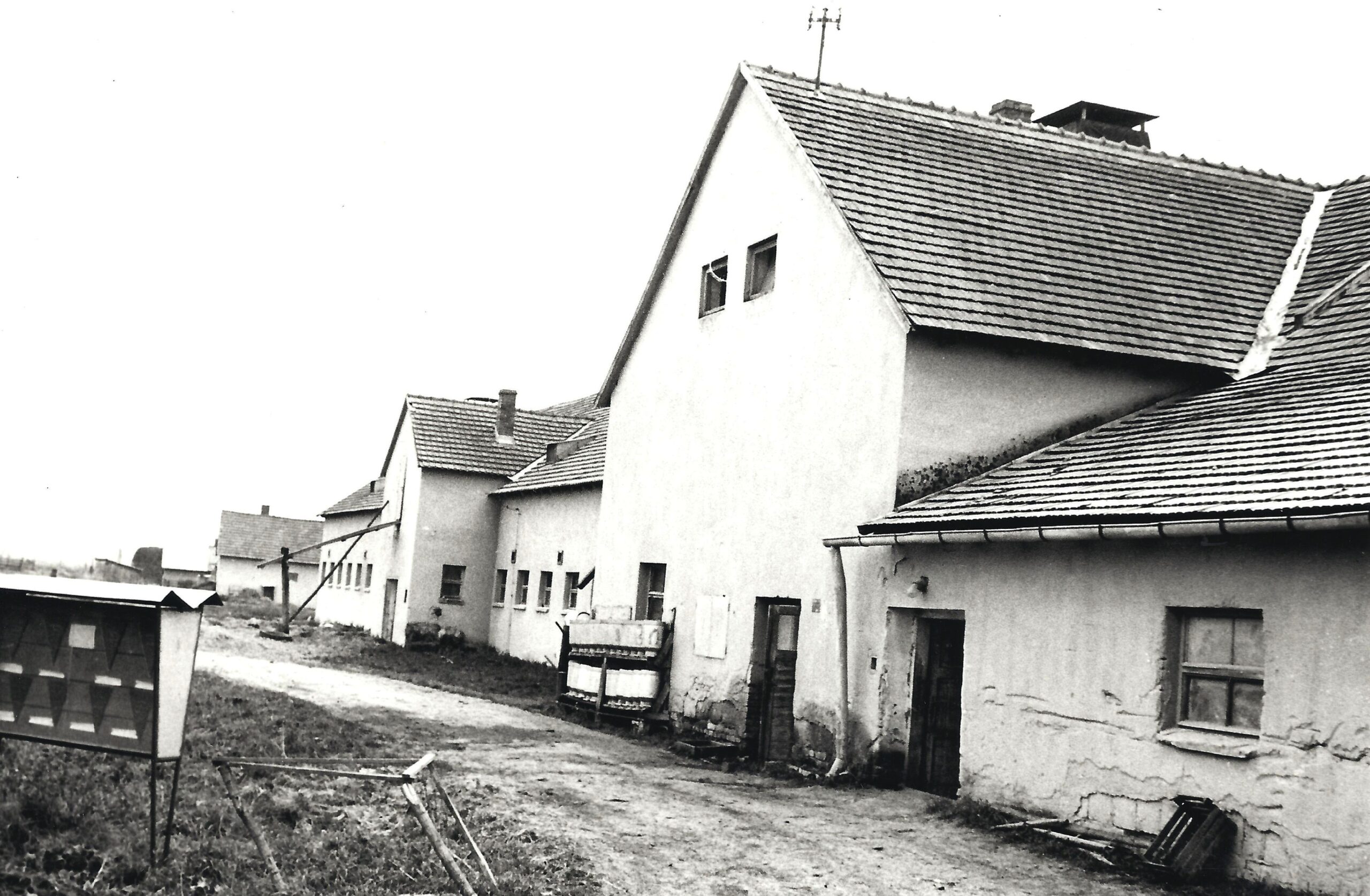 hontfuzesgyarmat-falu-jrd-istallok