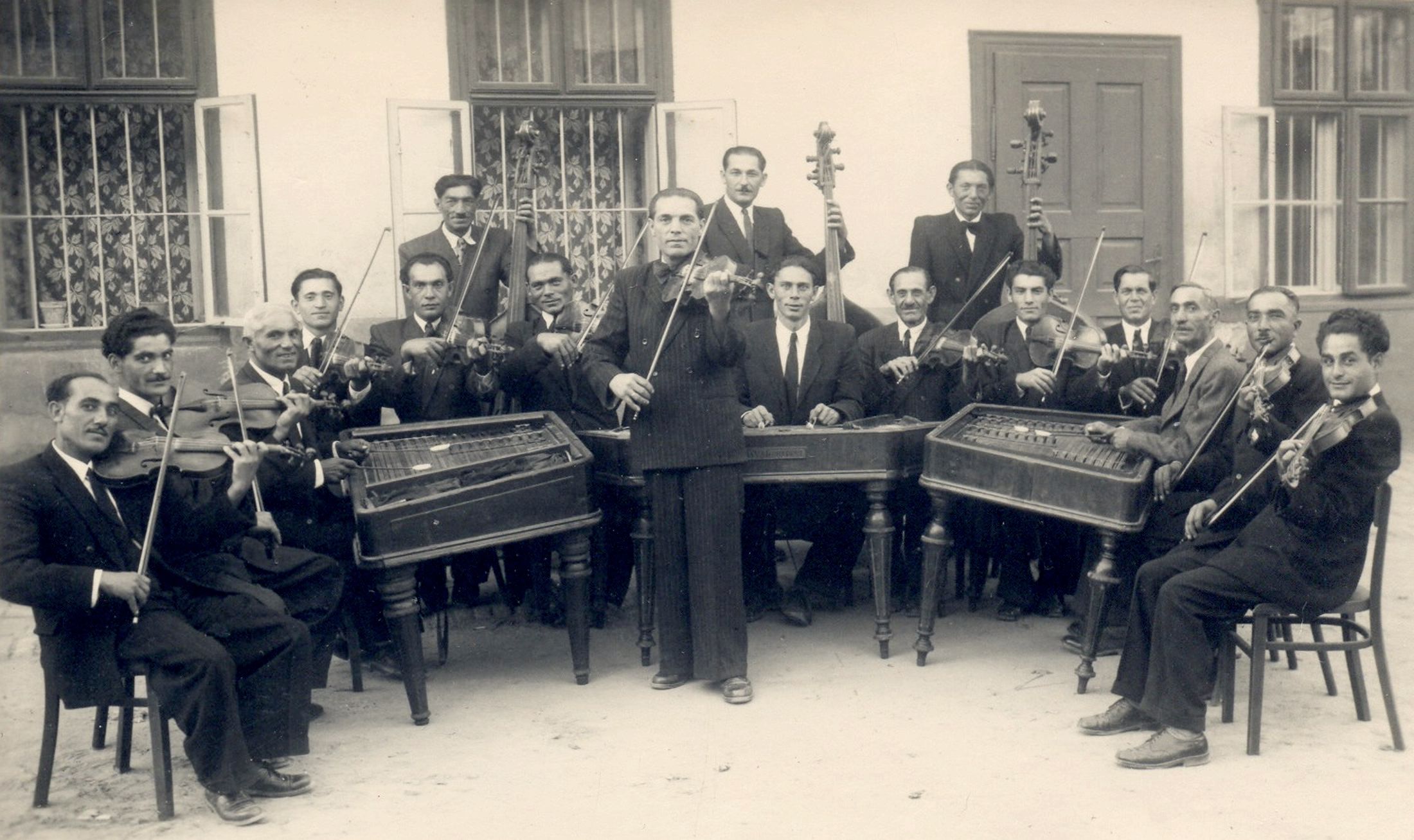 guta-ciganyzeneszek-1950