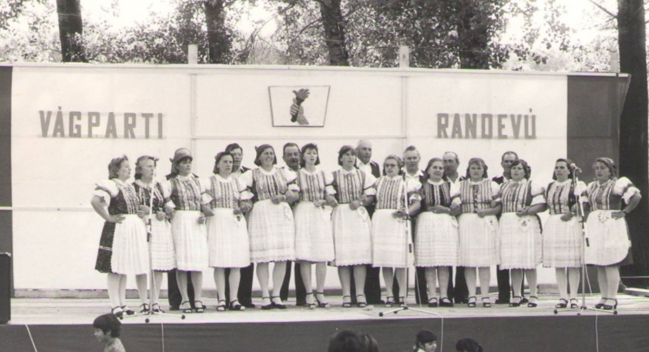 naszvad-vagparti-randevu-1985