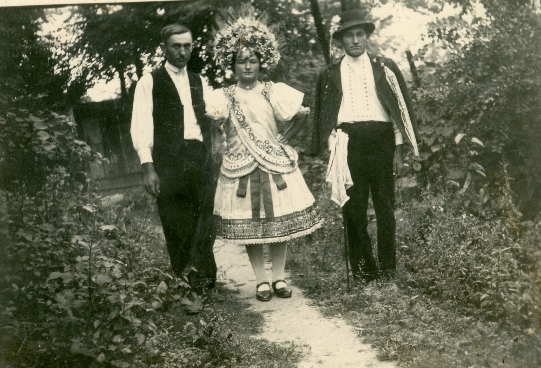 Heteny_martosi-menyecske-1937