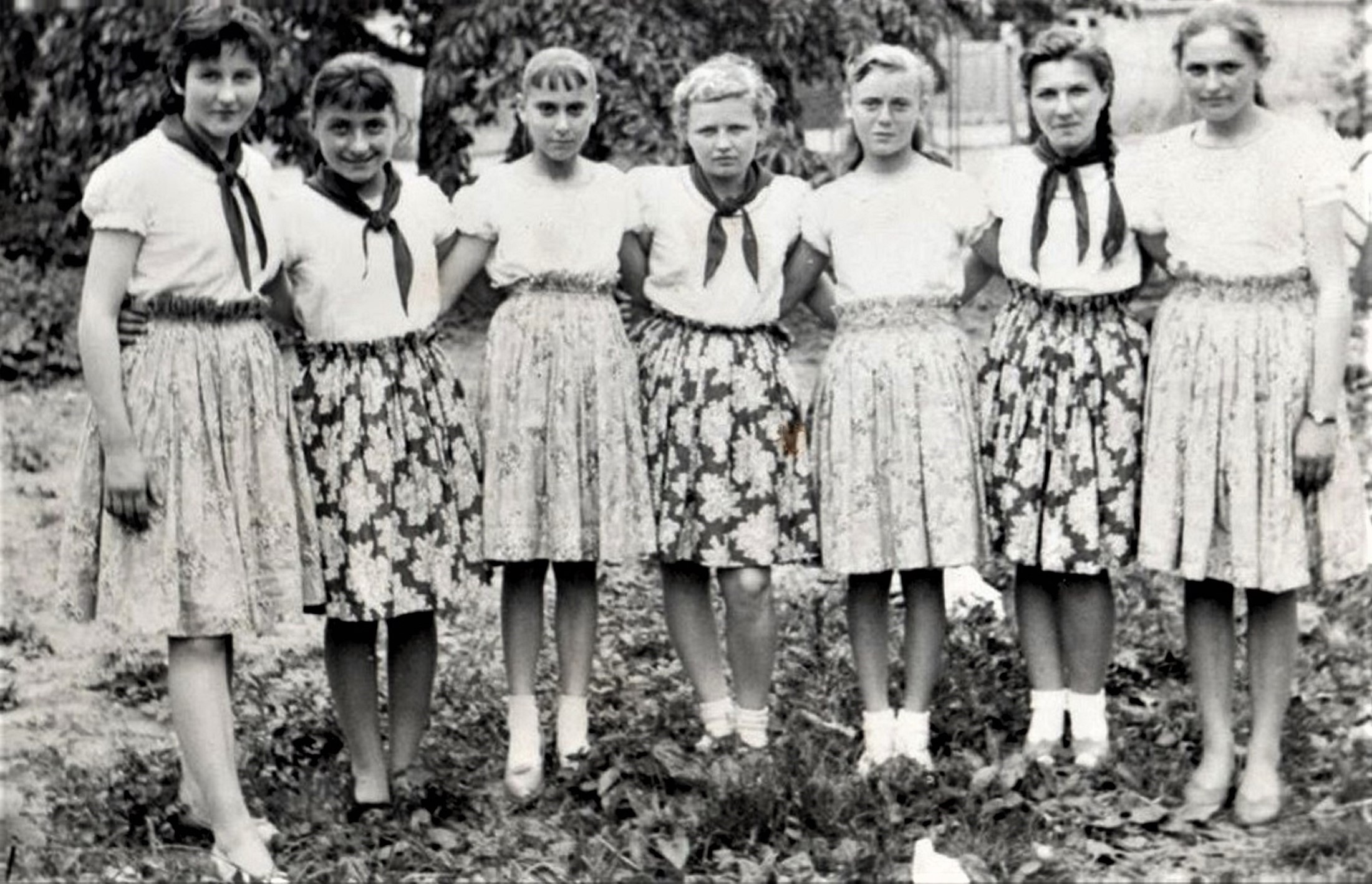 vaga-lanyok-az-utcan