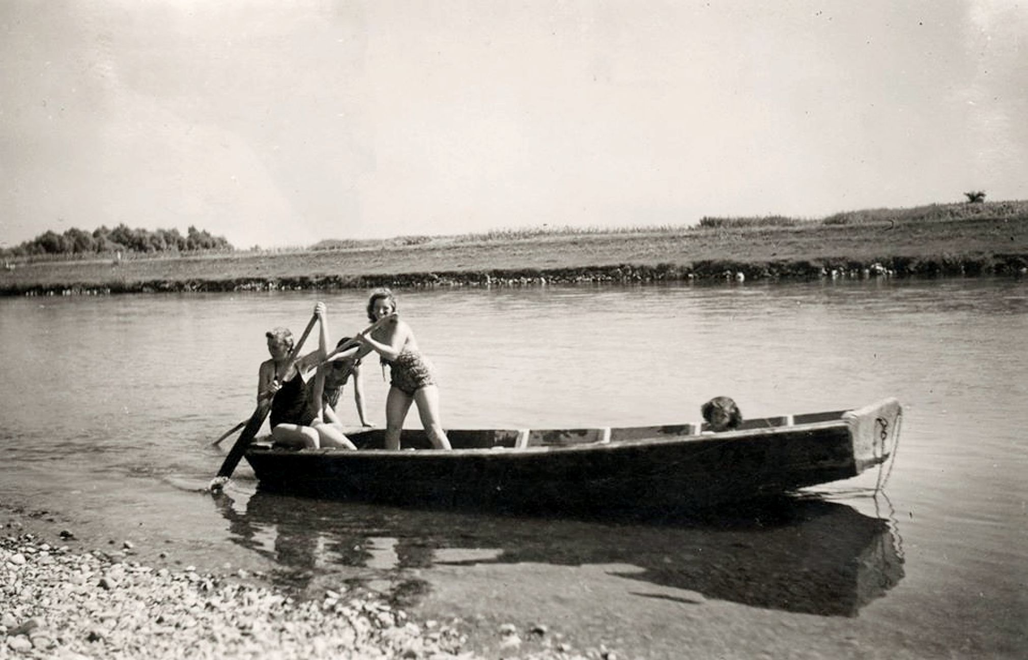 vaga-lanyok-ladikban-1943